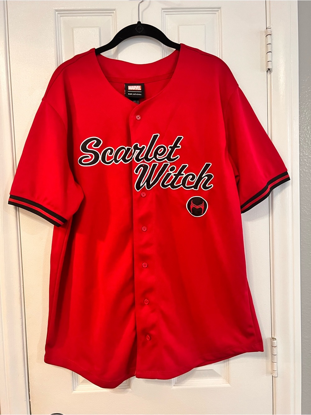 Marvel Our Universe Scarlet Witch Baseball Jersey Red Button Up Size Large LG